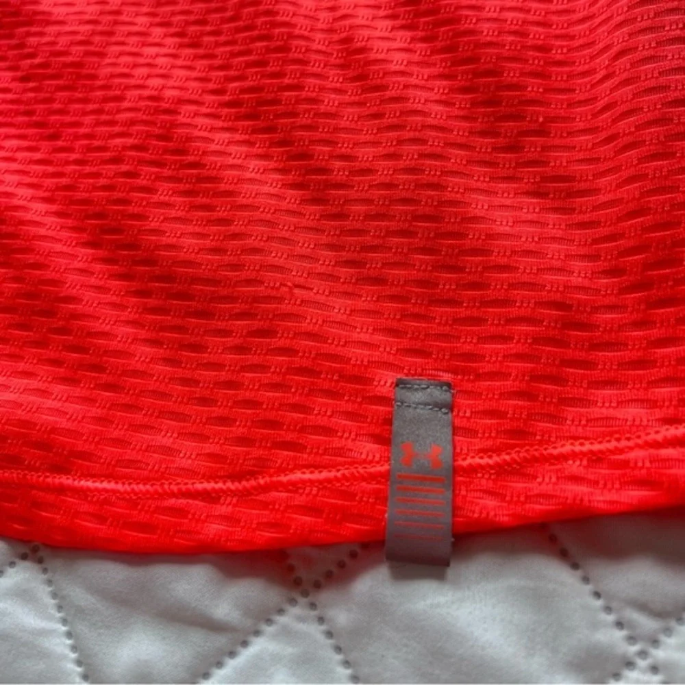 UA SPORTS Tee - Picture 3 of 5